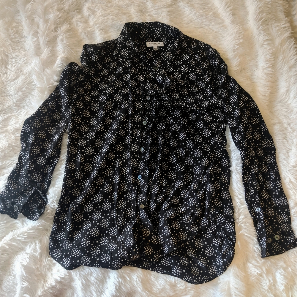 Equipment Silk star printed black shirt